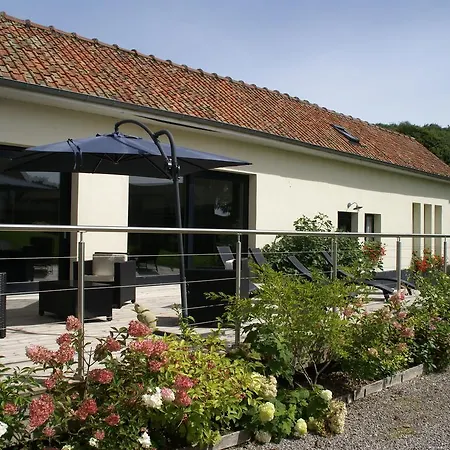 Casa vacanze Luxurious Holiday In With Swimming Pool
