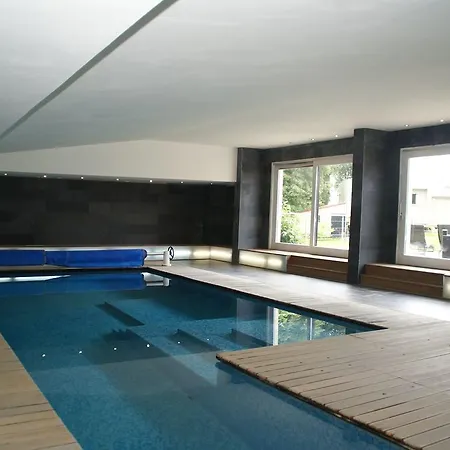 Luxurious Holiday In With Swimming Pool Casa vacanze *